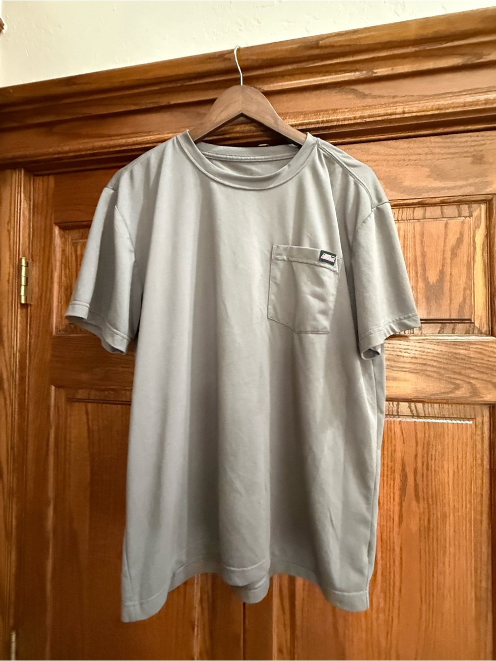 Men’s dickies top
